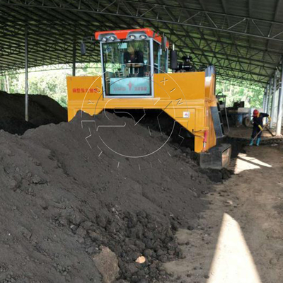 Transform Animal Manure into Bio Fertilizer with 2400mm Working Width Compost Turner