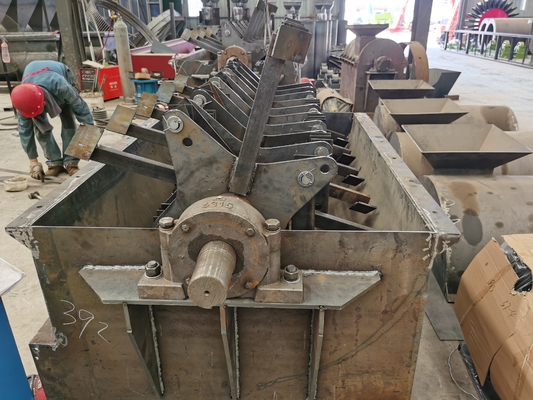 800 KG Easy Operation Chicken Manure Grinder Machine for Organic Fertilizer Production