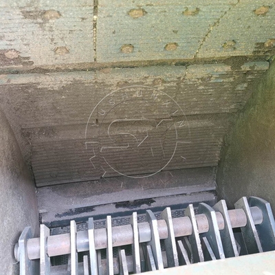 Easy to Straw Crusher Suitable for Crushing Various Dry Materials Customized Voltage