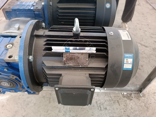 Inclined Screen Solid-Liquid Separator 700KG Weight Ideal for Outdoor Sewage Treatment