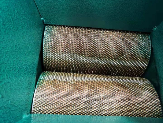 The flat granules fertilizer granulation machine with 1-2kg/h output from T-H Pressure