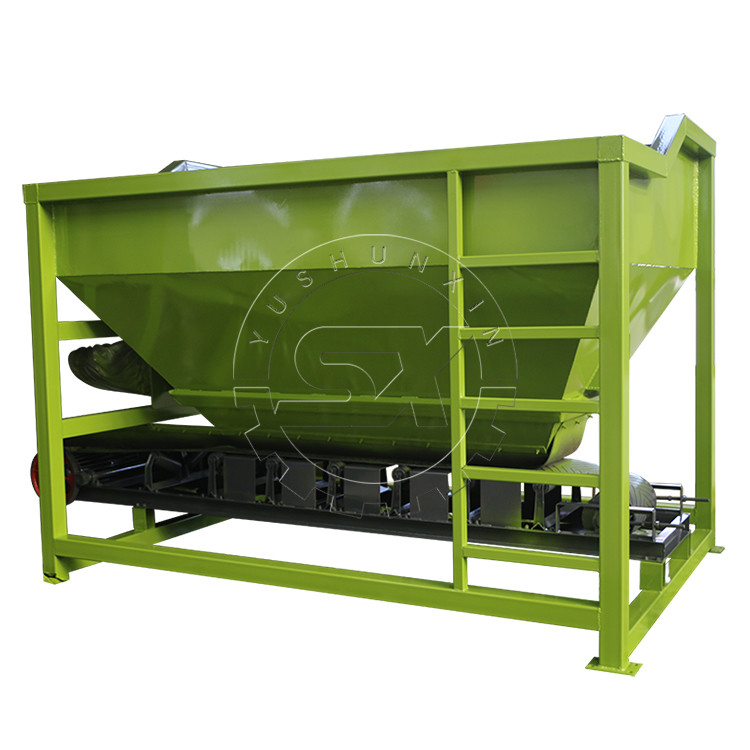 YSX Poultry Manure Organic Fertilizer Processing Plant Equipment Loader Type Feeder